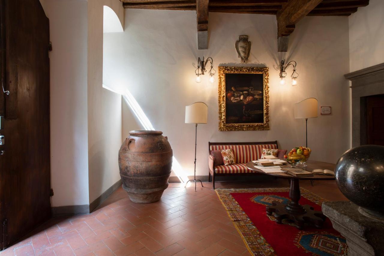 Palazzo Malaspina B&B San Donato in Poggio Bagian luar foto